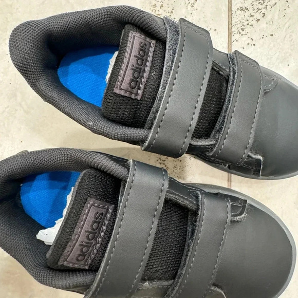 NWOT Adidas Boy’s Grand Court Black and Camouflage Carbon Sneaker Tennis Shoe - Picture 3 of 8